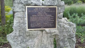 Monument to the Hon. Thomas Baker McQueesten